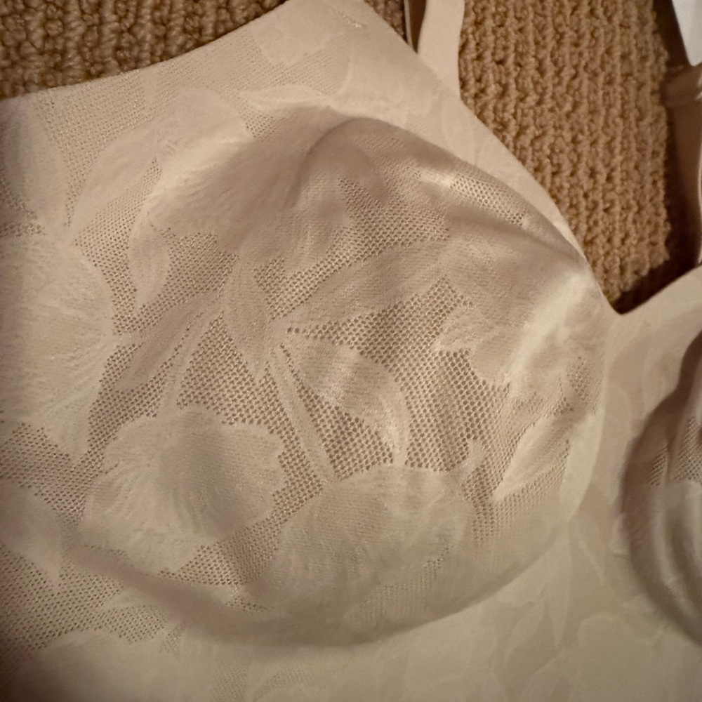 Athleta Ritual Lace Adjustable Bra - Picture 3 of 4